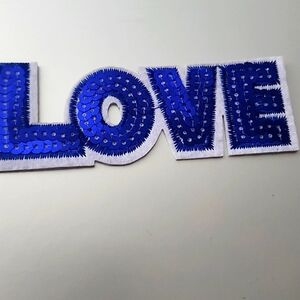 SPARKLE SEQUINS LOVE IRON ON PATCH